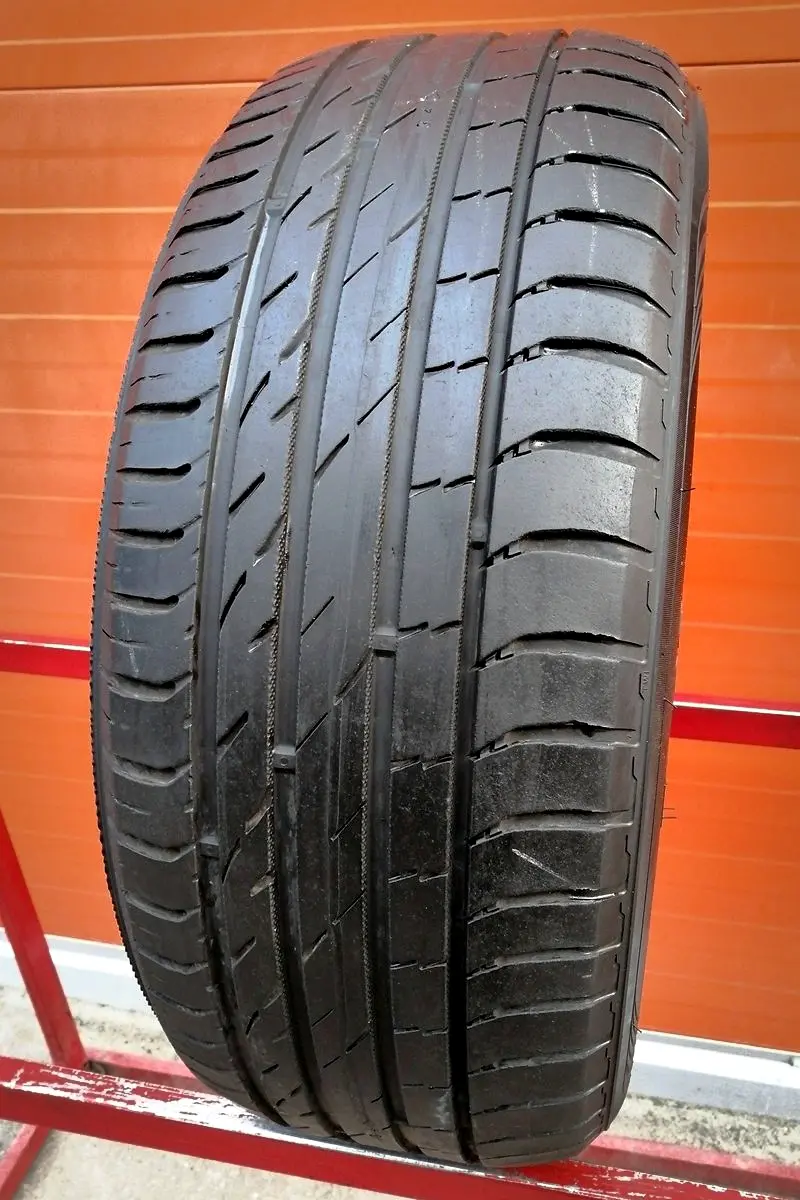 Б/у шина 215/65 R16 Nokian Line
