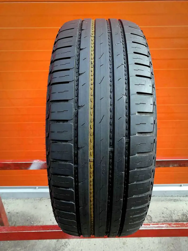 Б/у шина 215/65 R16 Nokian Line SUV, фото 1