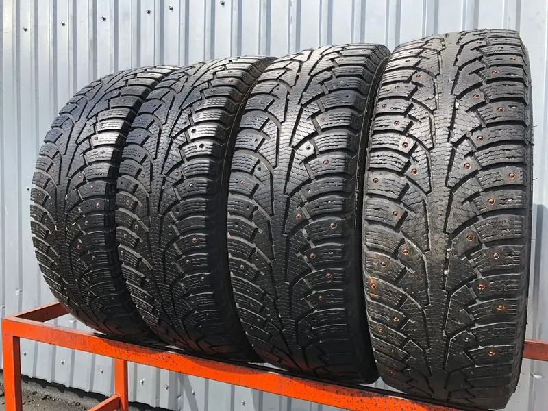 Комплект б/у шин 215/65 R16C Nokian Nordman C