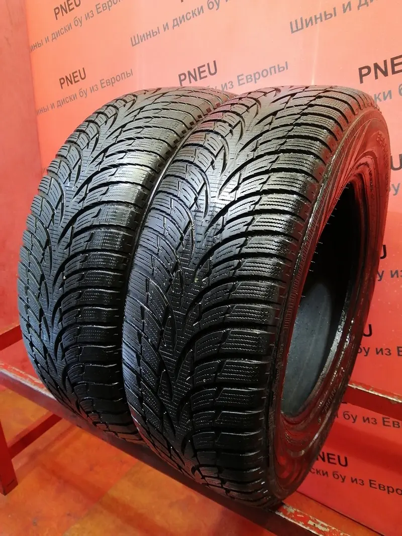 Пара б/у шин 215/65 R16 Nokian WR D3