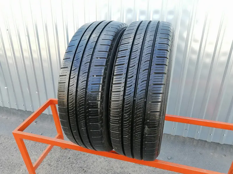 Пара б/у шин 215/65 R16C Pirelli Carrier All Season