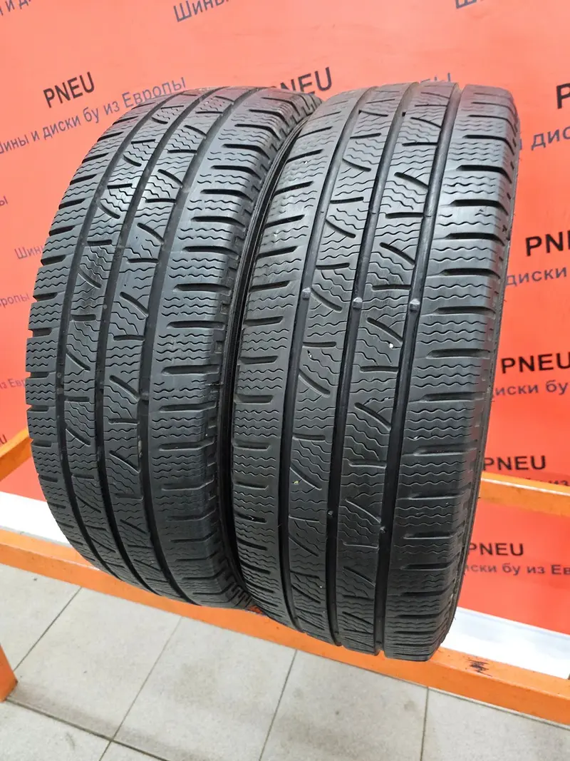 Пара б/у шин 215/65 R16C Pirelli Carrier Winter