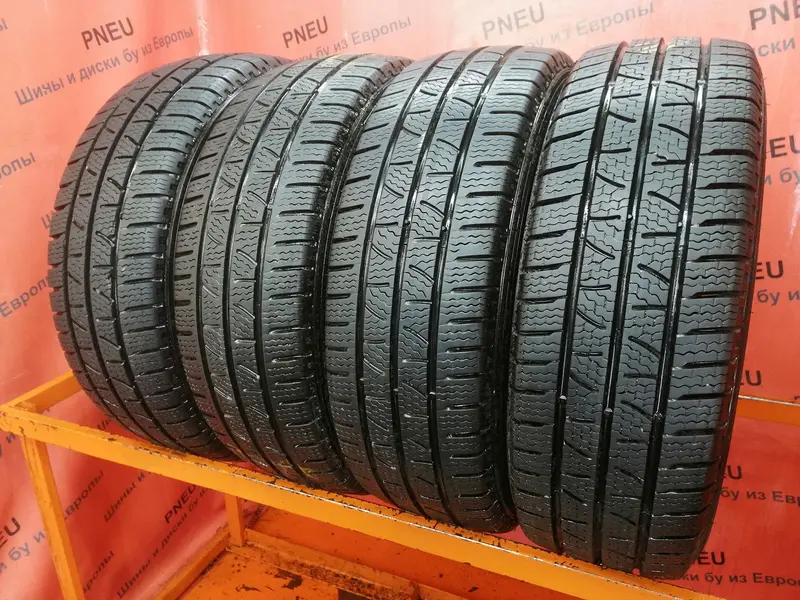 Комплект б/у шин 215/65 R16C Pirelli Carrier Winter