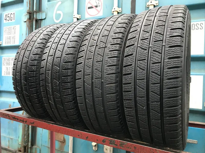 Комплект б/у шин 215/65 R16C Pirelli Carrier Winter