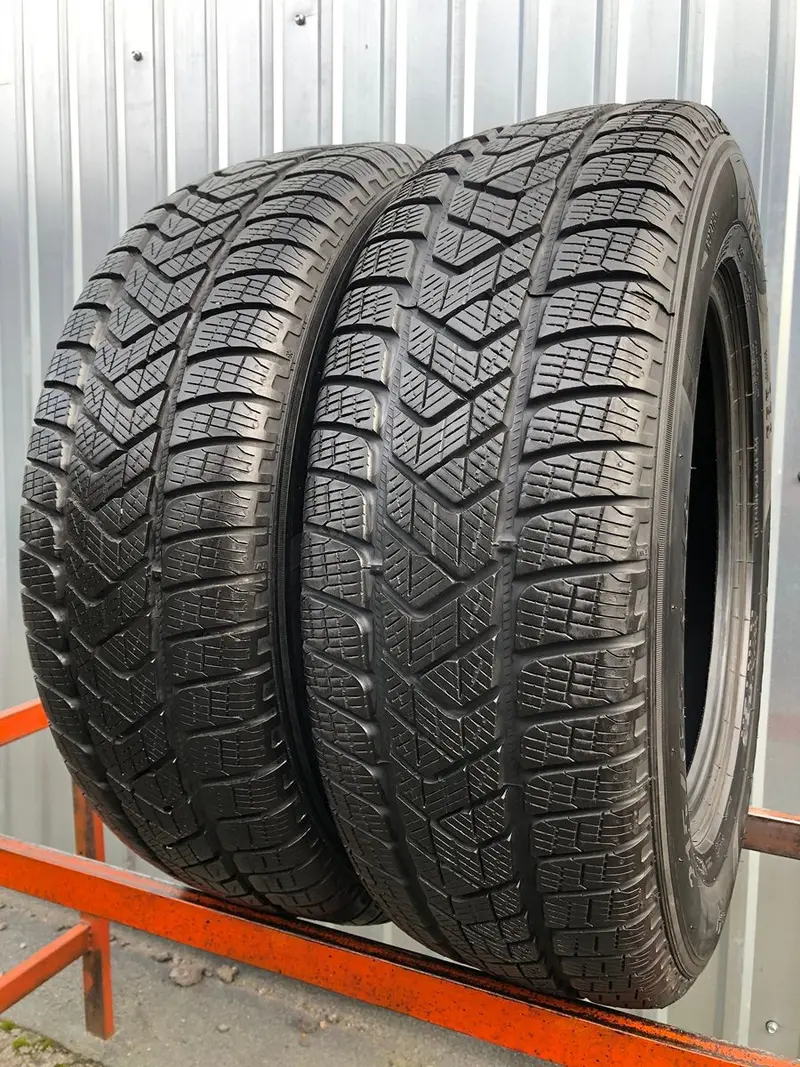 Пара б/у шин 215/65 R16 Pirelli Scorpion Winter
