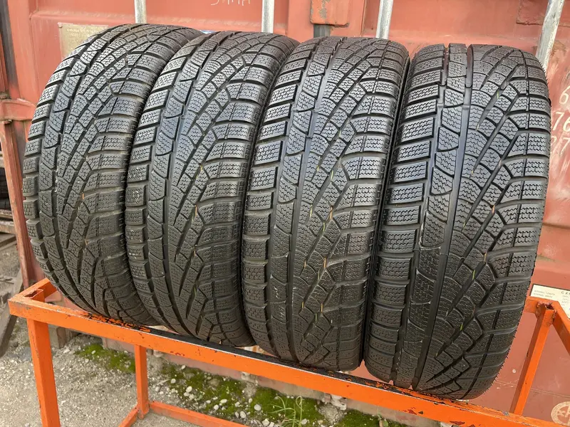 Комплект б/у шин 215/65 R16 Pirelli Winter 210 Sottozero, фото 1