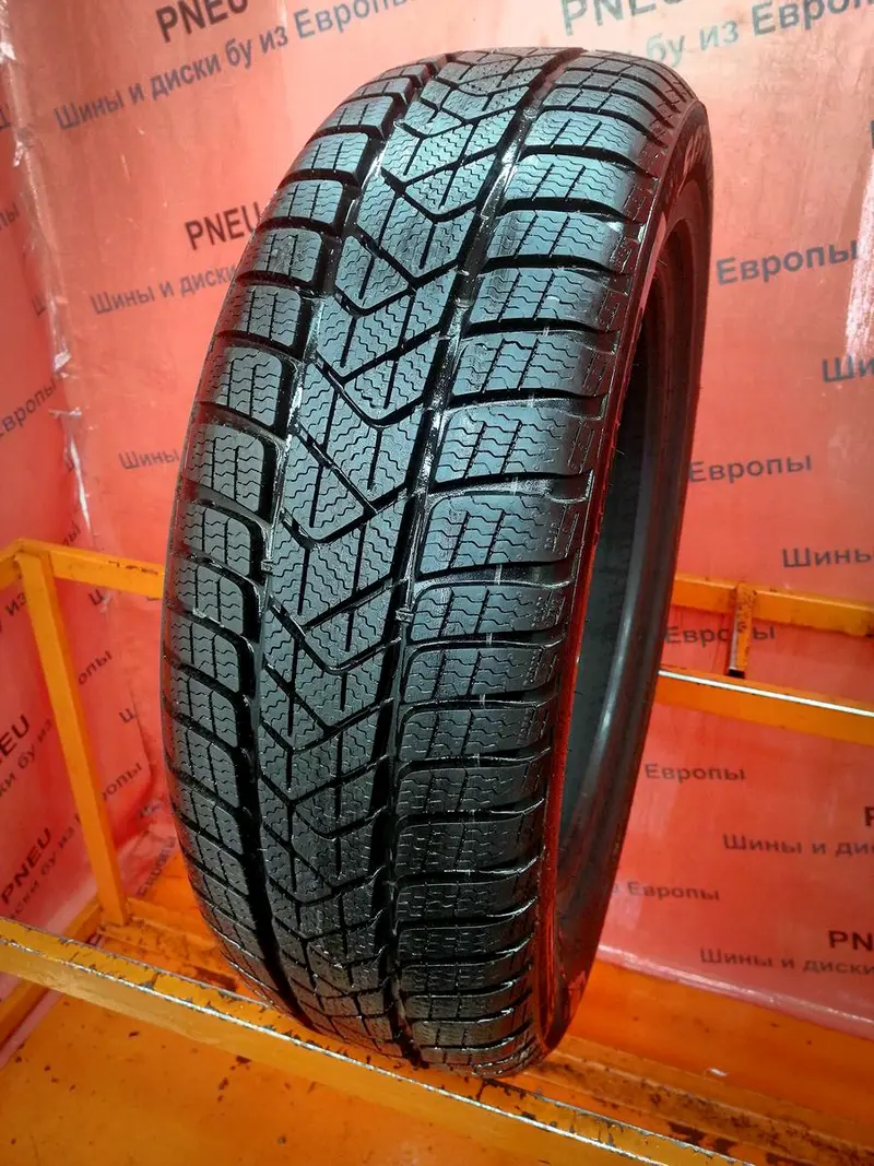 Б/у шина 215/65 R16 Pirelli Winter Sottozero 3