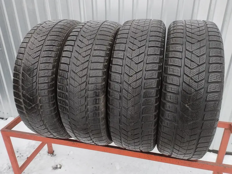 Комплект б/у шин 215/65 R16 Pirelli Winter Sottozero 3
