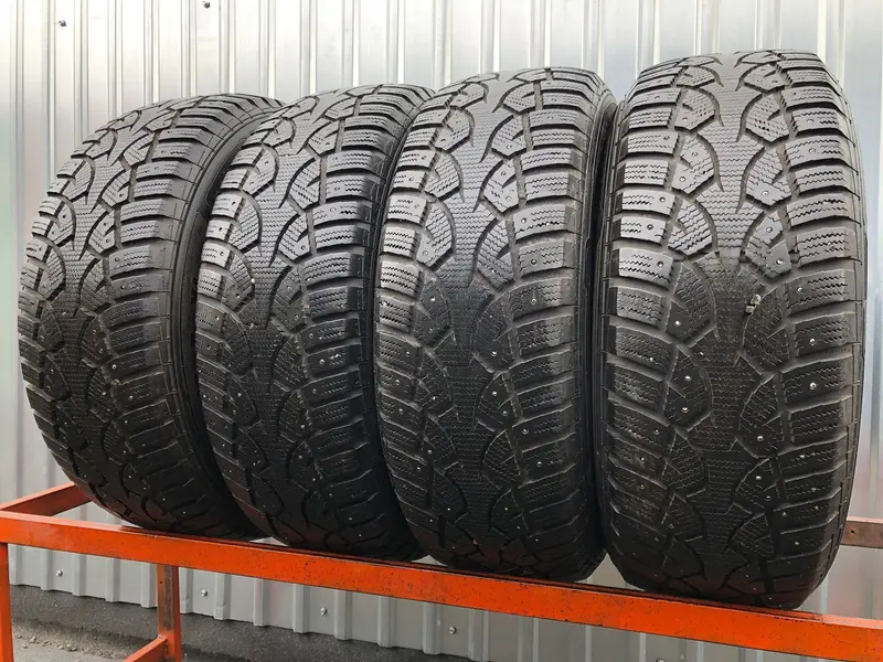 Комплект б/у шин 215/65 R16 PointS Winterstar ST