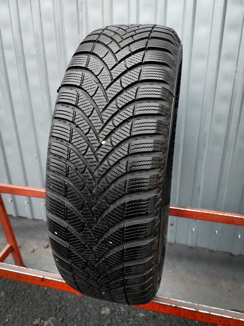 Б/у шина 215/65 R16 Semperit Speed Grip 5