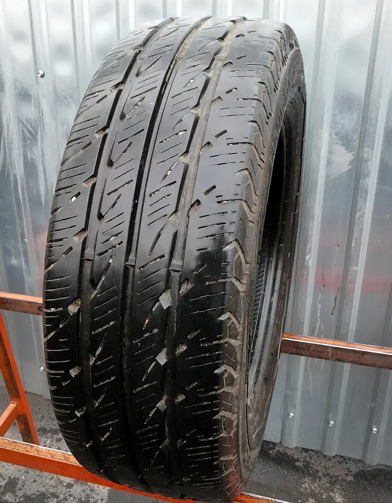 Б/у шина 215/65 R16C Uniroyal Rain Max 2