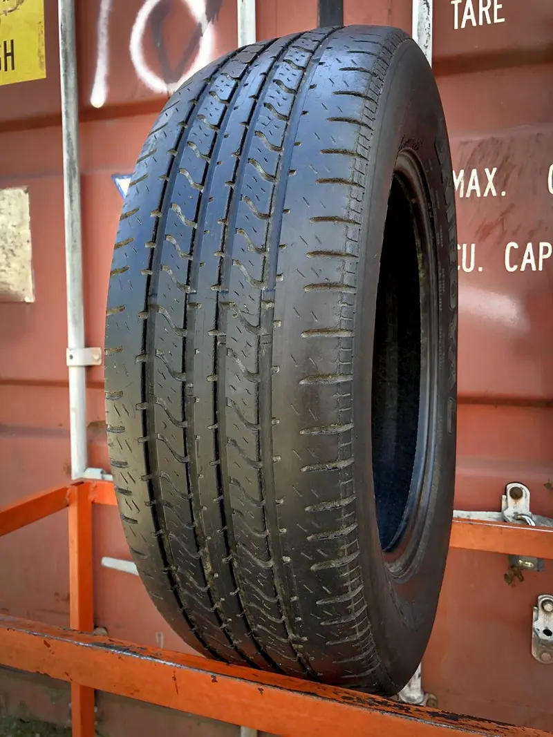 Б/у шина 215/65 R16 Uniroyal Tiger Paw