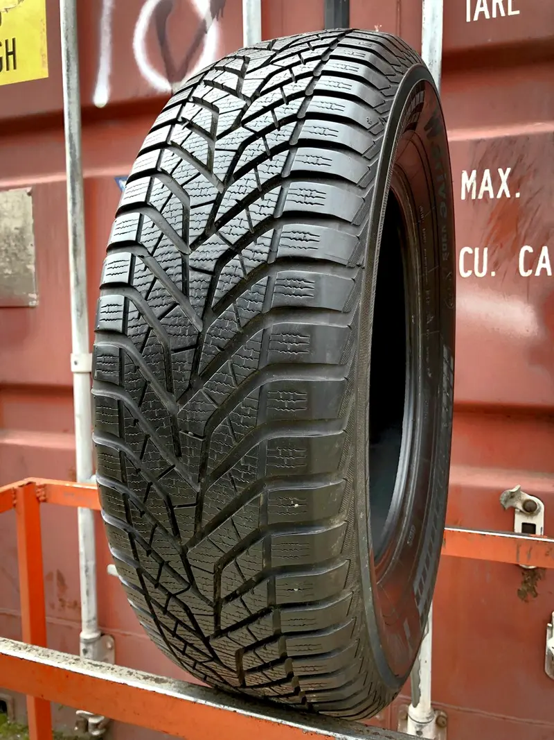 Б/у шина 215/65 R16 Yokohama BluEarth W.Drive V905, фото 1