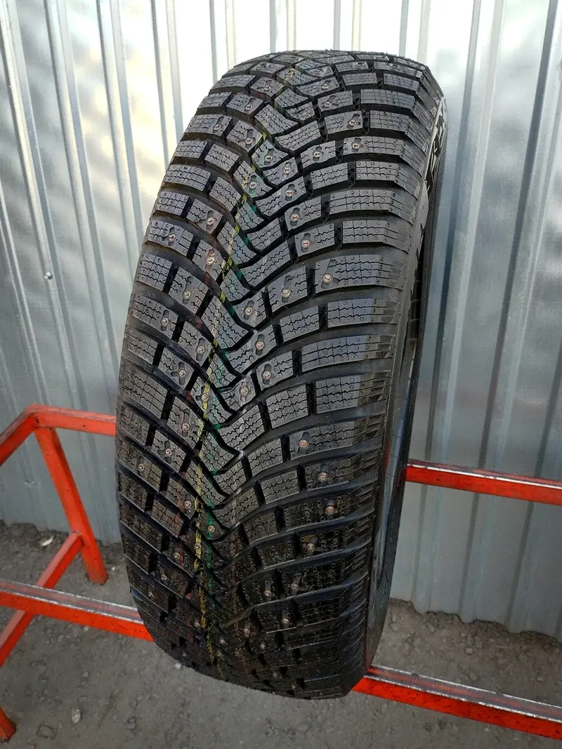 Б/у шина 215/65 R17 Continental IceContact 3, фото 1