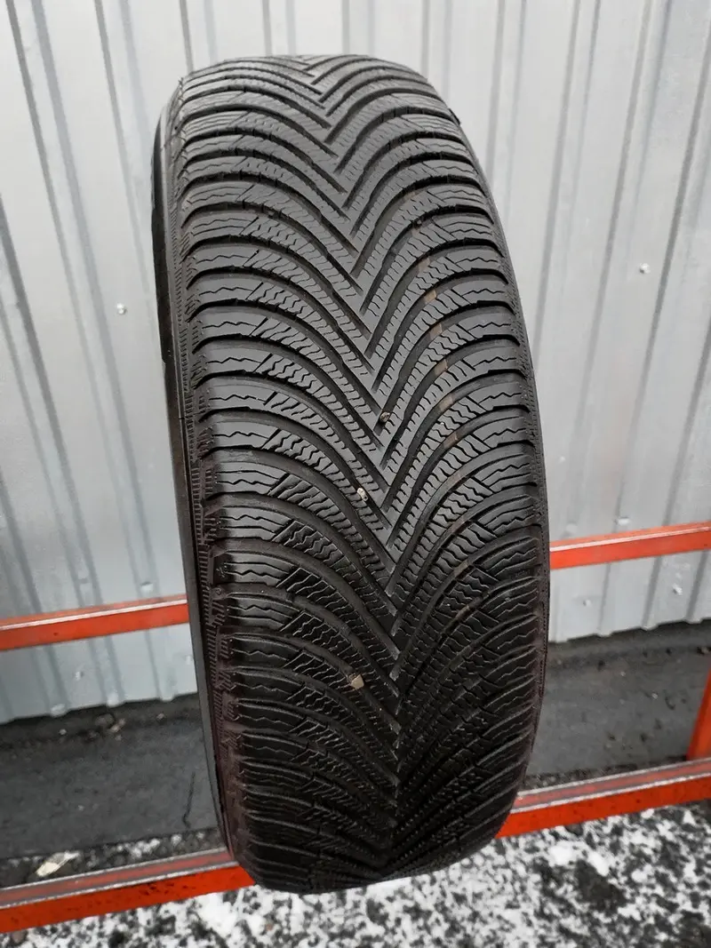 Б/у шина 215/65 R17 Michelin Alpin 5
