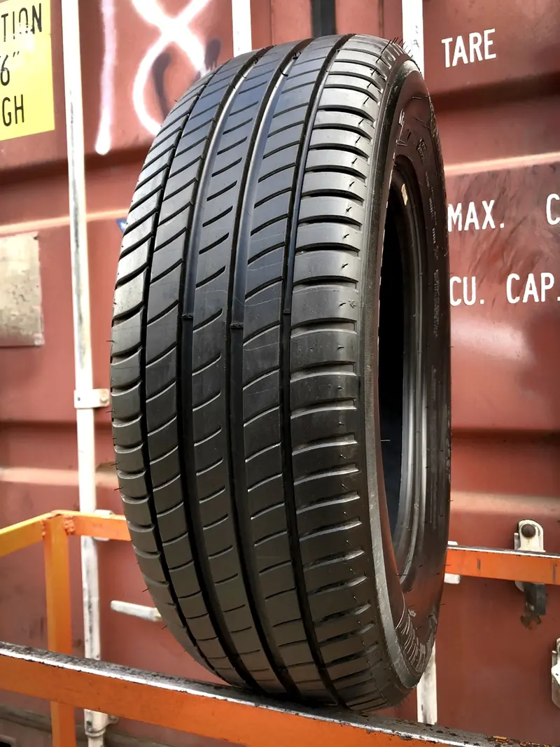 Б/у шина 215/65 R17 Michelin Primacy 3, фото 1