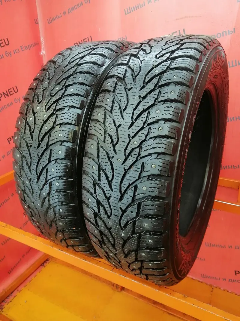 Пара б/у шин 215/65 R17 Nokian Hakkapeliitta 9