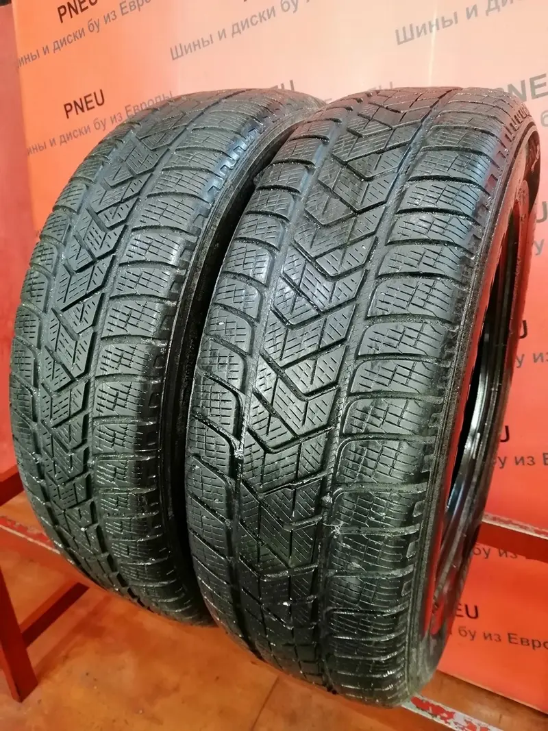 Пара б/у шин 215/65 R17 Pirelli Scorpion Winter