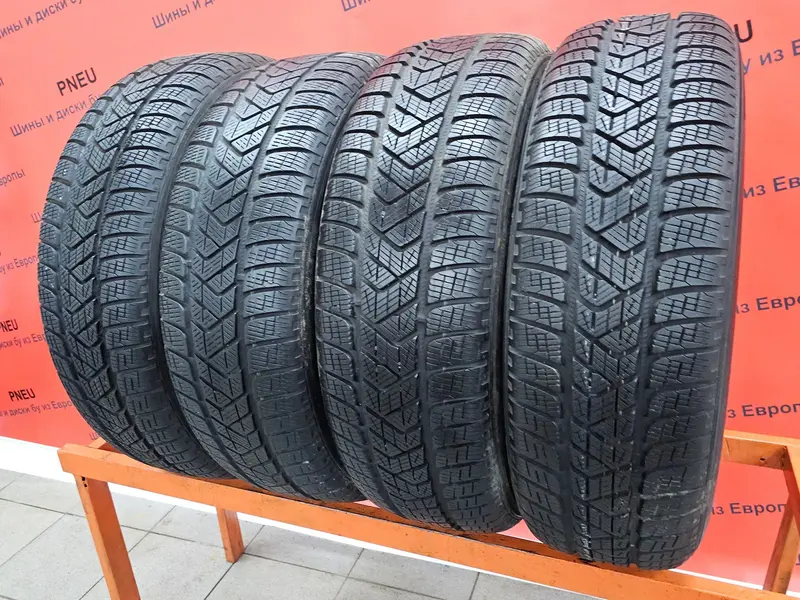 Комплект б/у шин 215/65 R17 Pirelli Scorpion Winter