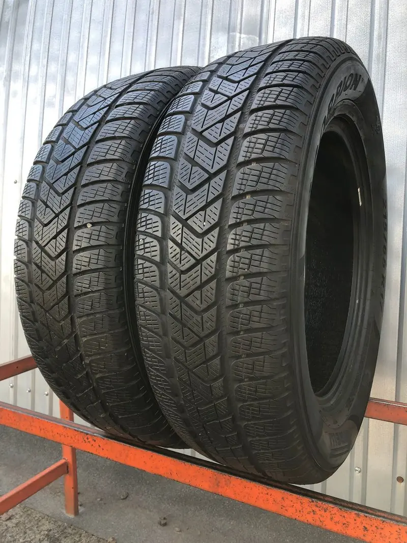 Пара б/у шин 215/65 R17 Pirelli Scorpion Winter