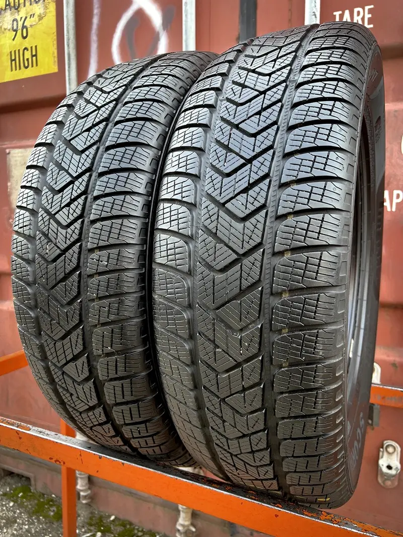 Пара б/у шин 215/65 R17 Pirelli Scorpion Winter