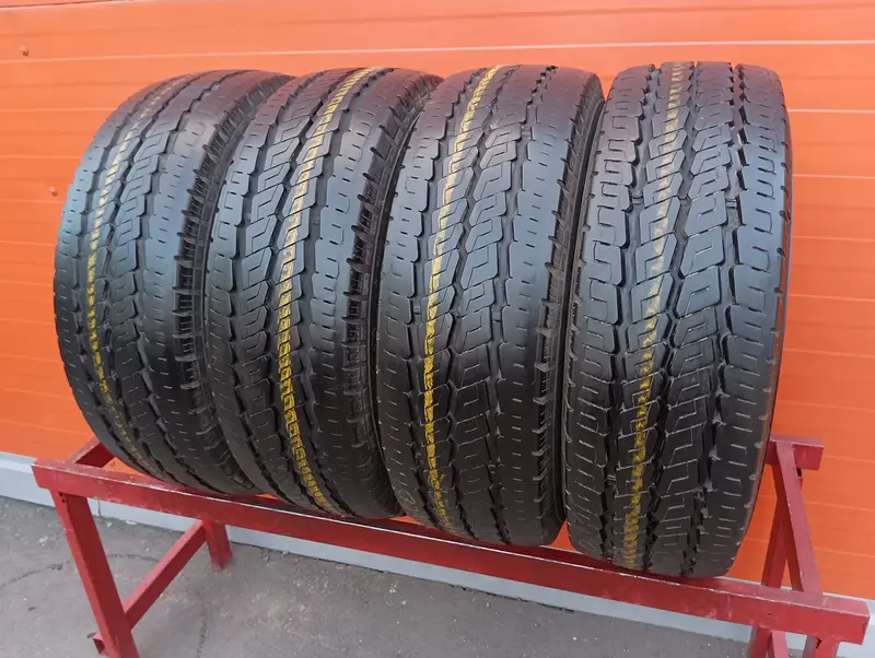 Комплект б/у шин 215/70 R15C Continental VancoCamper, фото 1