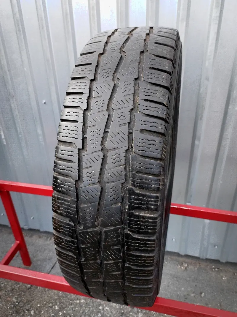 Б/у шина 215/70 R15C Michelin Agilis Alpin