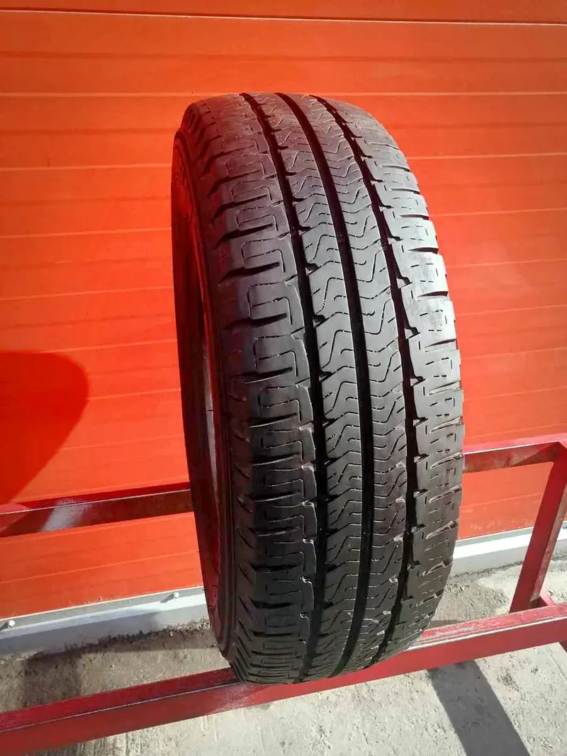 Б/у шина 215/70 R15C Michelin Agilis Camping