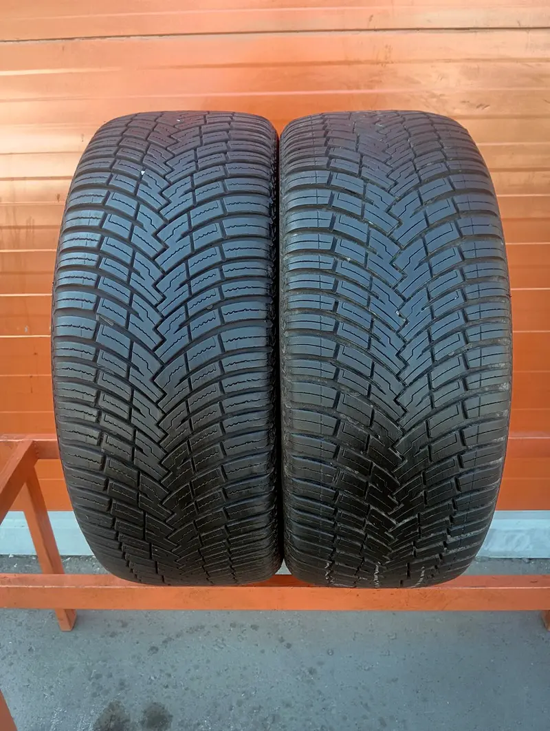 Б/у шина 215/70 R15C Pirelli Chrono Camper