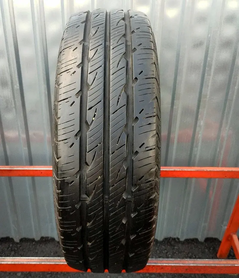 Б/у шина 215/70 R15C Uniroyal Rain Max 2