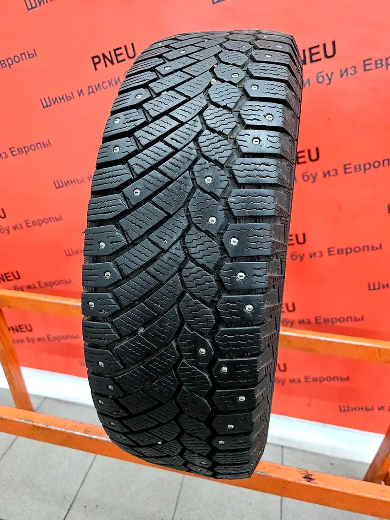 Б/у шина 215/70 R16 Continental ContiIceContact 4x4