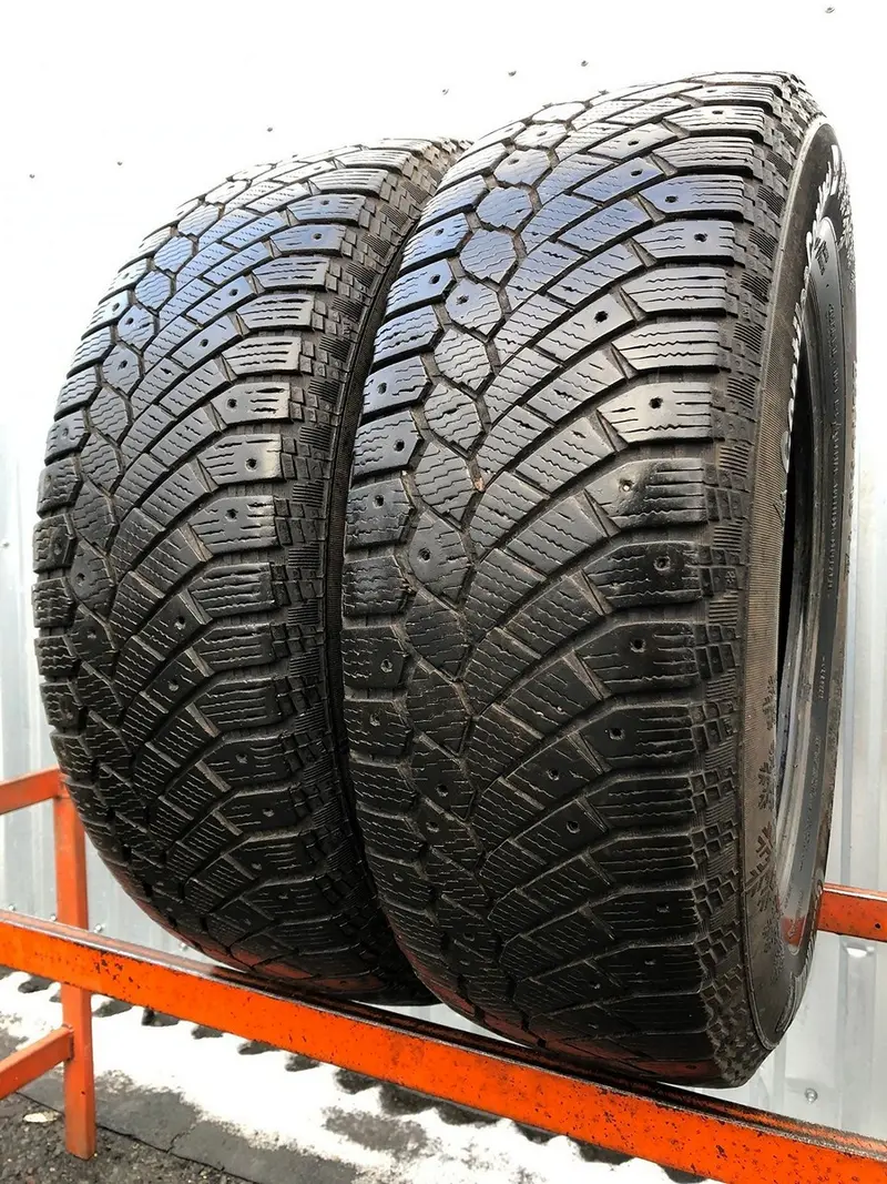 Пара б/у шин 215/70 R16 Continental ContiIceContact 4x4