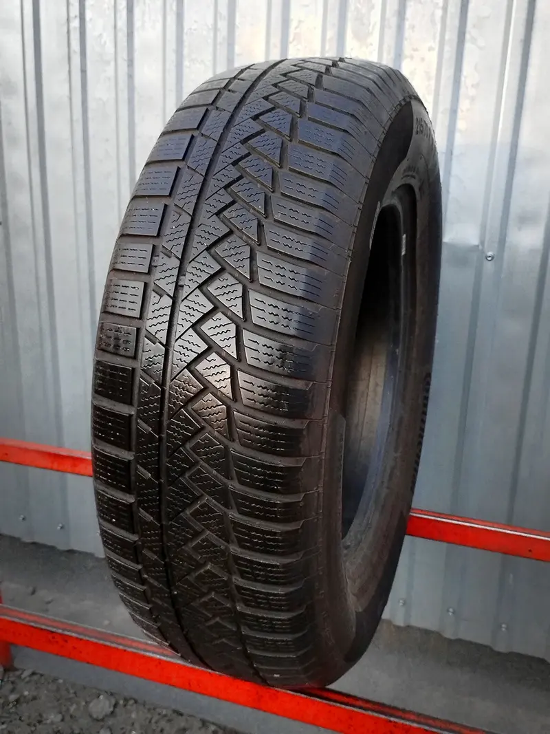 Б/у шина 215/70 R16 Continental ContiWinterContact TS 850 P SUV