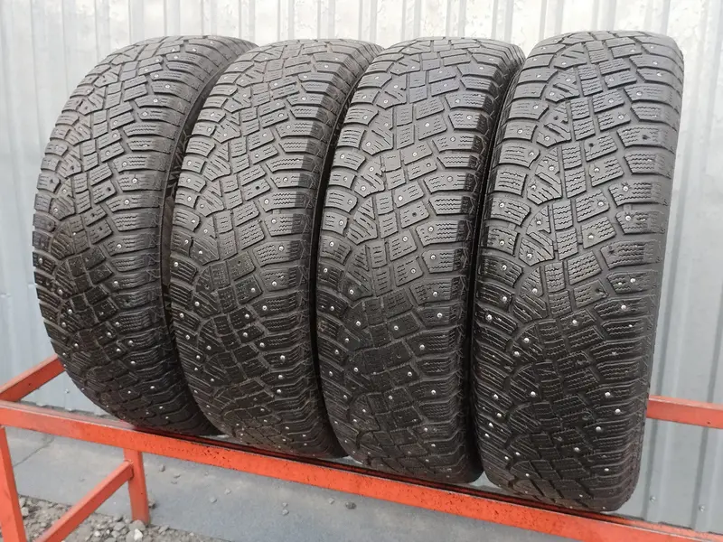 Комплект б/у шин 215/70 R16 Continental IceContact 2 SUV