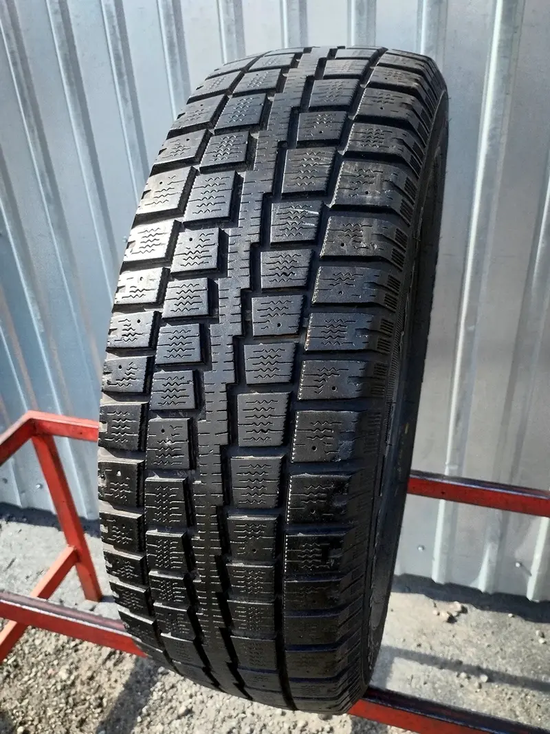 Б/у шина 215/70 R16 Cooper Discoverer M+S