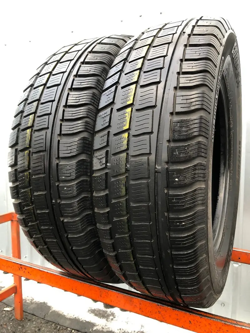 Пара б/у шин 215/70 R16 Cooper Discoverer M+S Sport