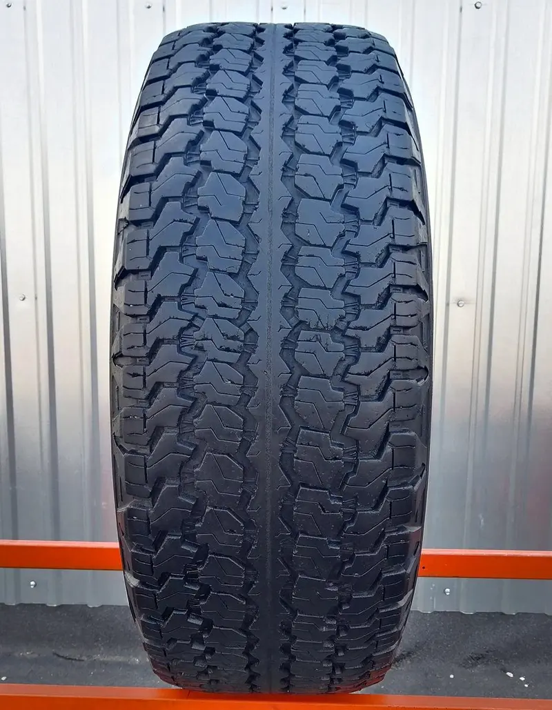 Б/у шина 215/70 R16 Goodyear Wrangler AT/SA