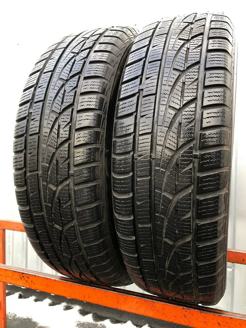 Пара б/у шин 215/70 R16 Hankook Winter I Cept Evo W310