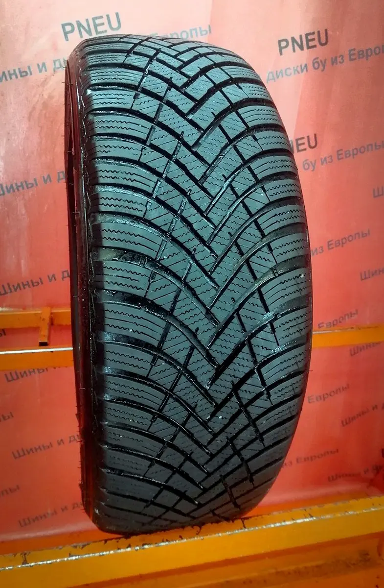 Б/у шина 215/70 R16 Hankook Winter I*cept RS3 W462