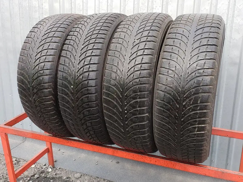 Комплект б/у шин 215/70 R16 Michelin Latitude Alpin LA2