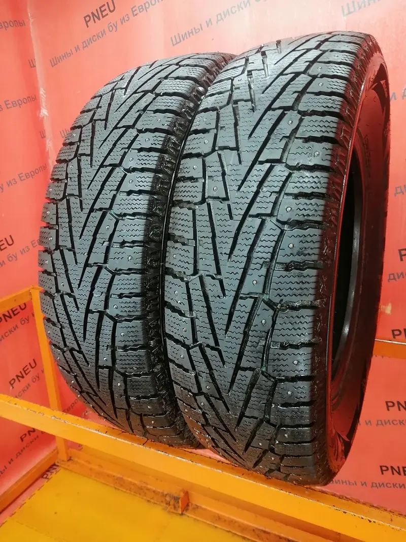Пара б/у шин 215/70 R16 Nexen Winguard Spike WS6