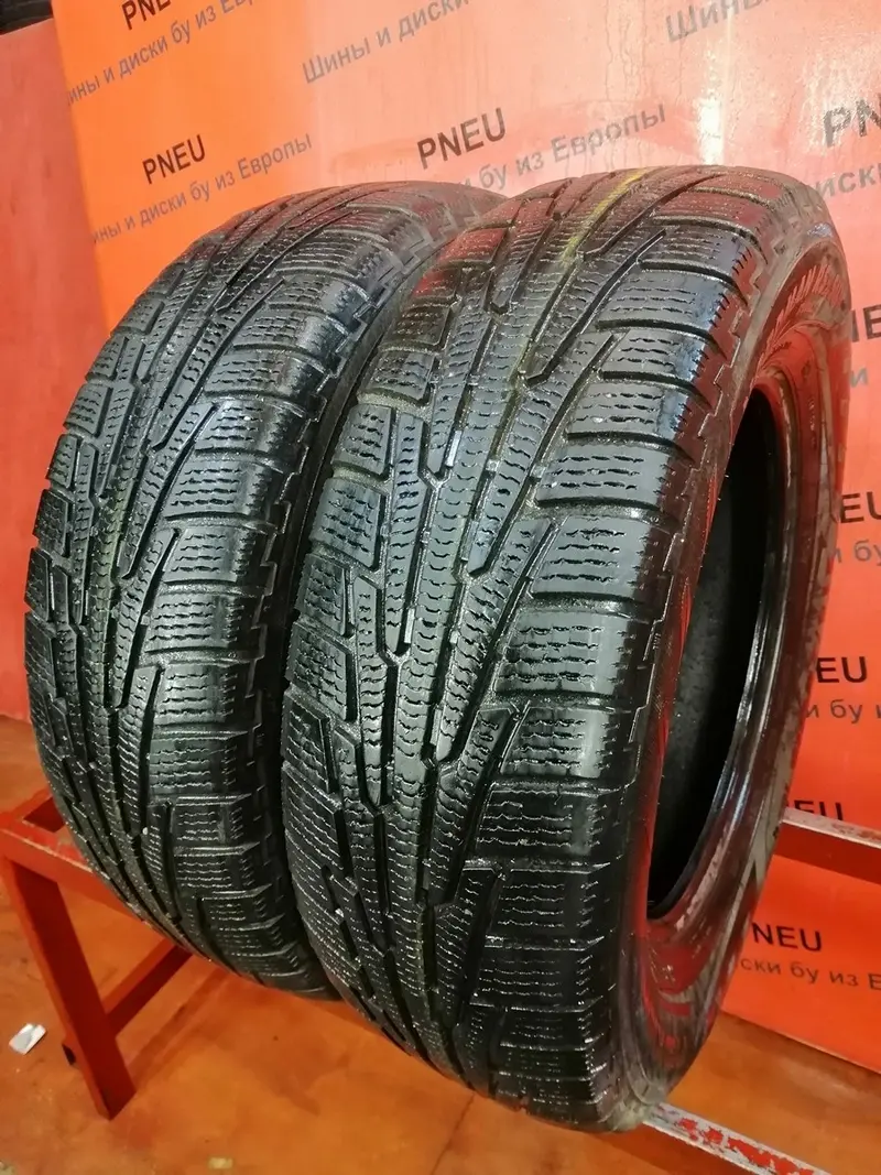 Пара б/у шин 215/70 R16 Nokian Nordman RS2