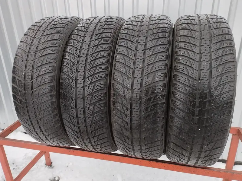Комплект б/у шин 215/70 R16 Nokian WR SUV 3