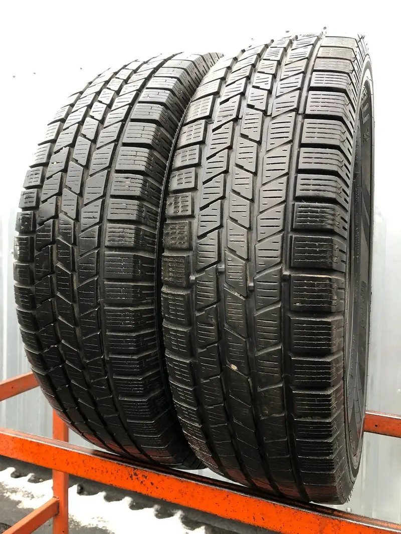 Пара б/у шин 215/70 R16 Pirelli Scorpion Ice & Snow