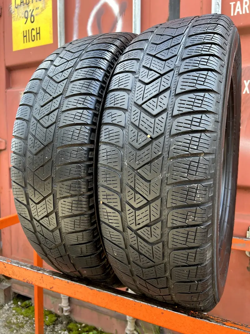 Пара б/у шин 215/70 R16 Pirelli Scorpion Winter, фото 1