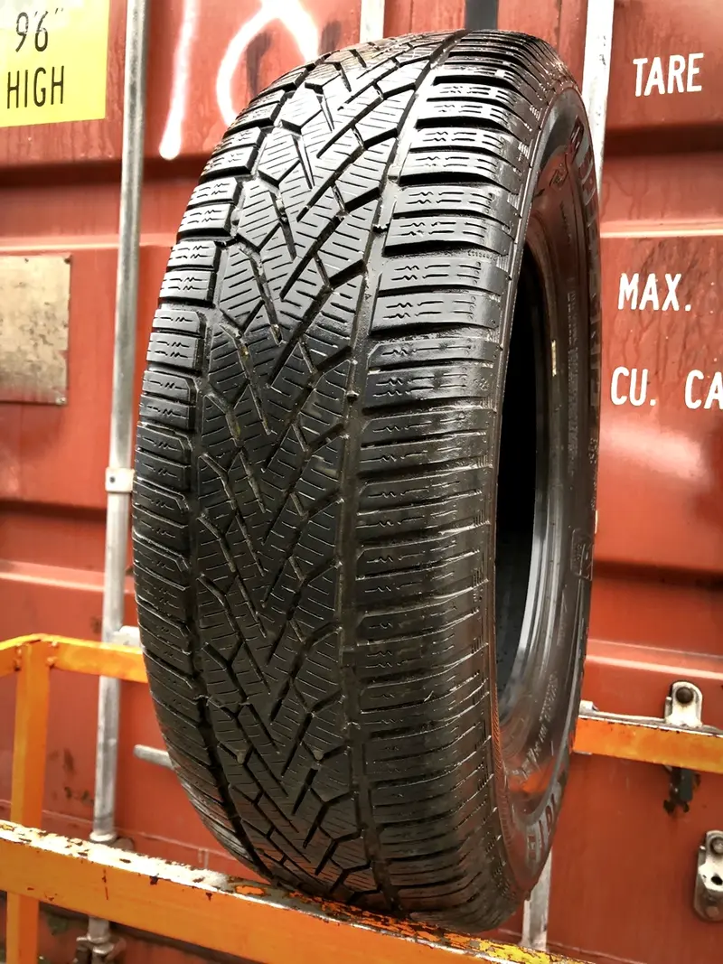 Б/у шина 215/70 R16 Semperit Speed-Grip 2, фото 1