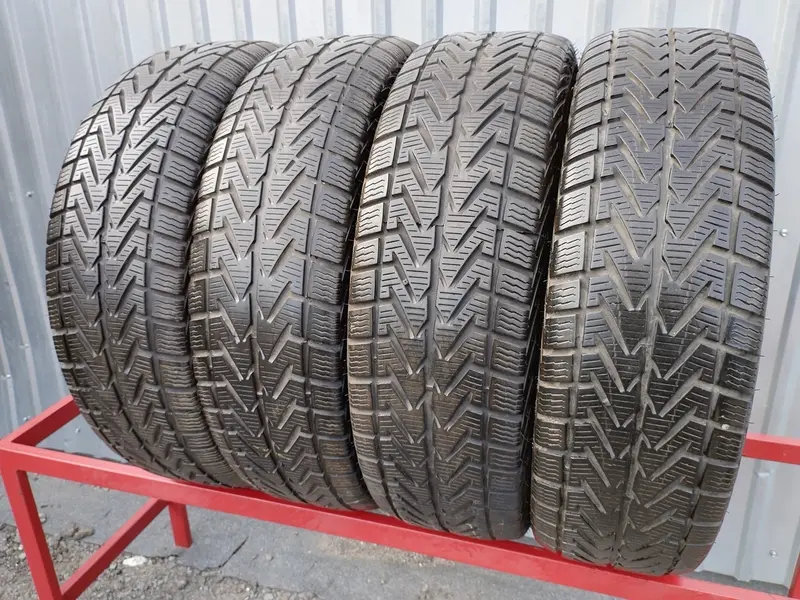 Комплект б/у шин 215/70 R16 Vredestein Wintrac 4 Xtreme