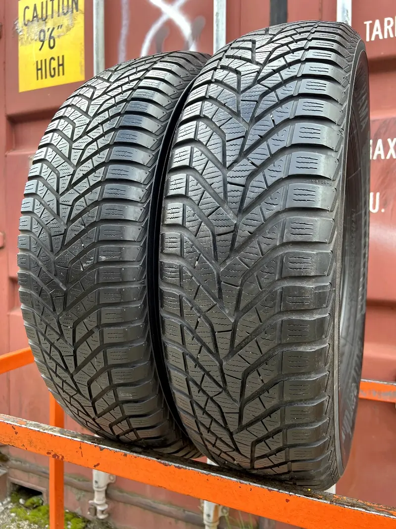Пара б/у шин 215/70 R16 Yokohama BluEarth W.Drive V905