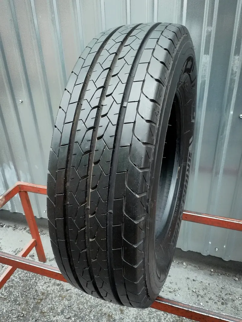 Б/у шина 215/75 R16C Bridgestone Duravis R660