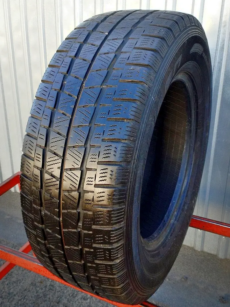 Б/у шина 215/75 R16C Falken Eurowinter VAN01